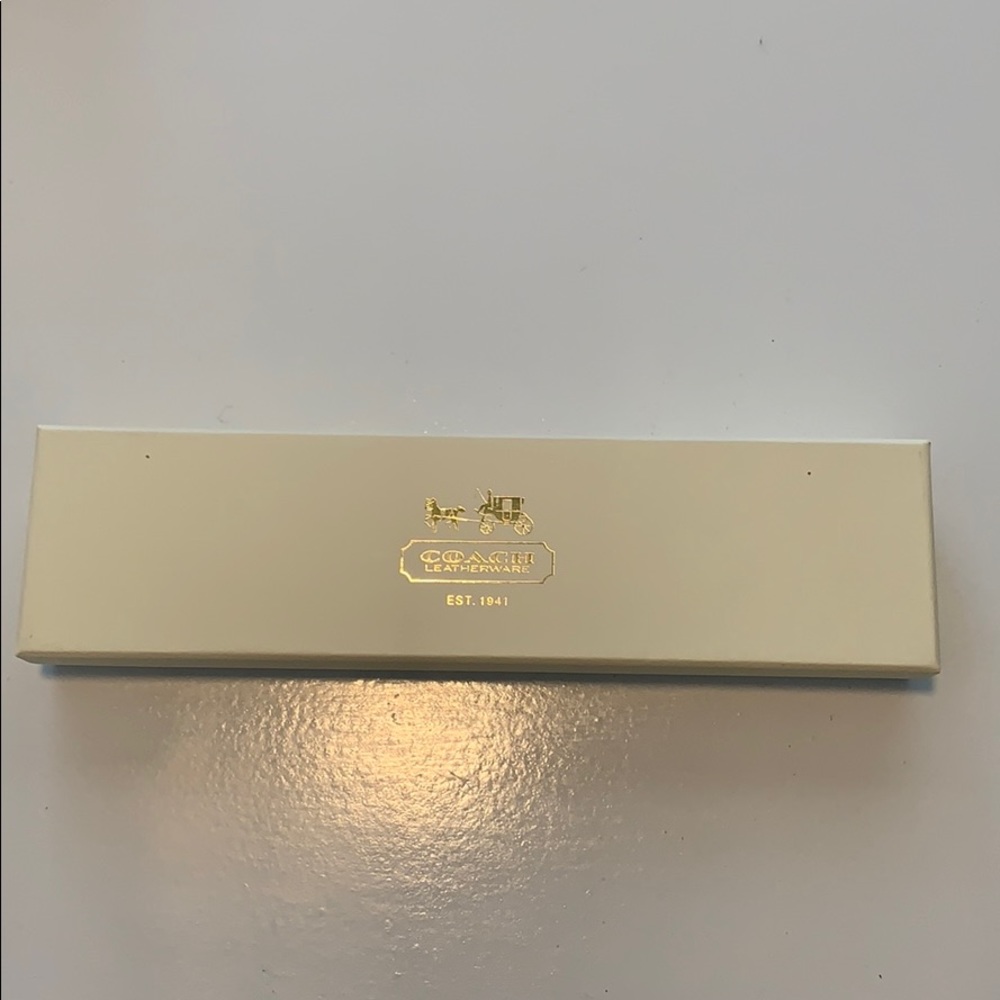 🌷HP🌷Rare Authentic Coach Scribble Watch - Picture 2 of 13